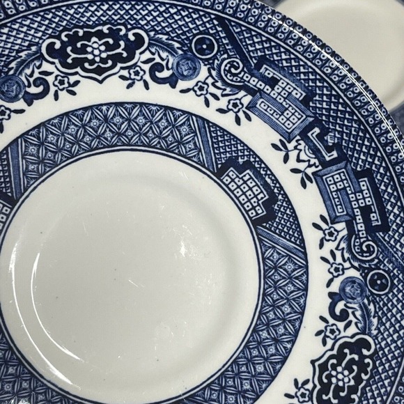 Vintage Churchill England Blue Willow Transferware Saucer (8) - Picture 4 of 9